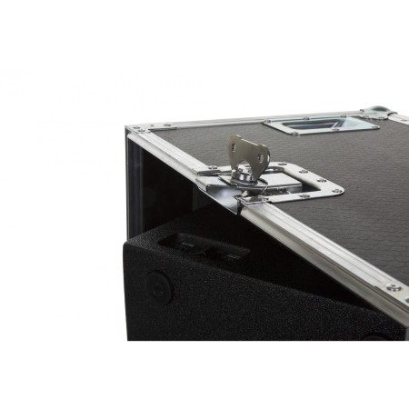 case_for_2xsc-15_close_up_slot_medium.jpg