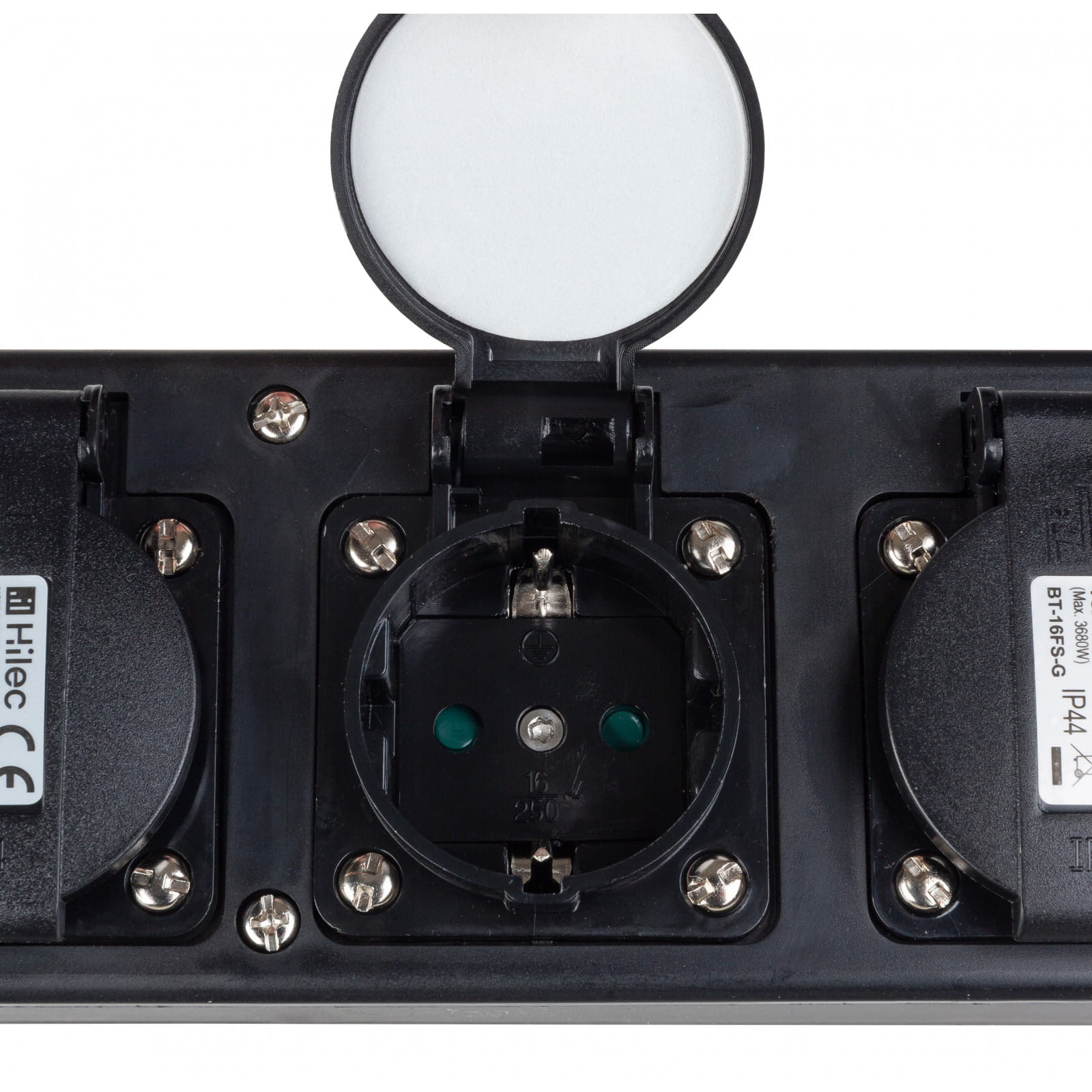 multisocket4pro-g-3m-close-up.jpg